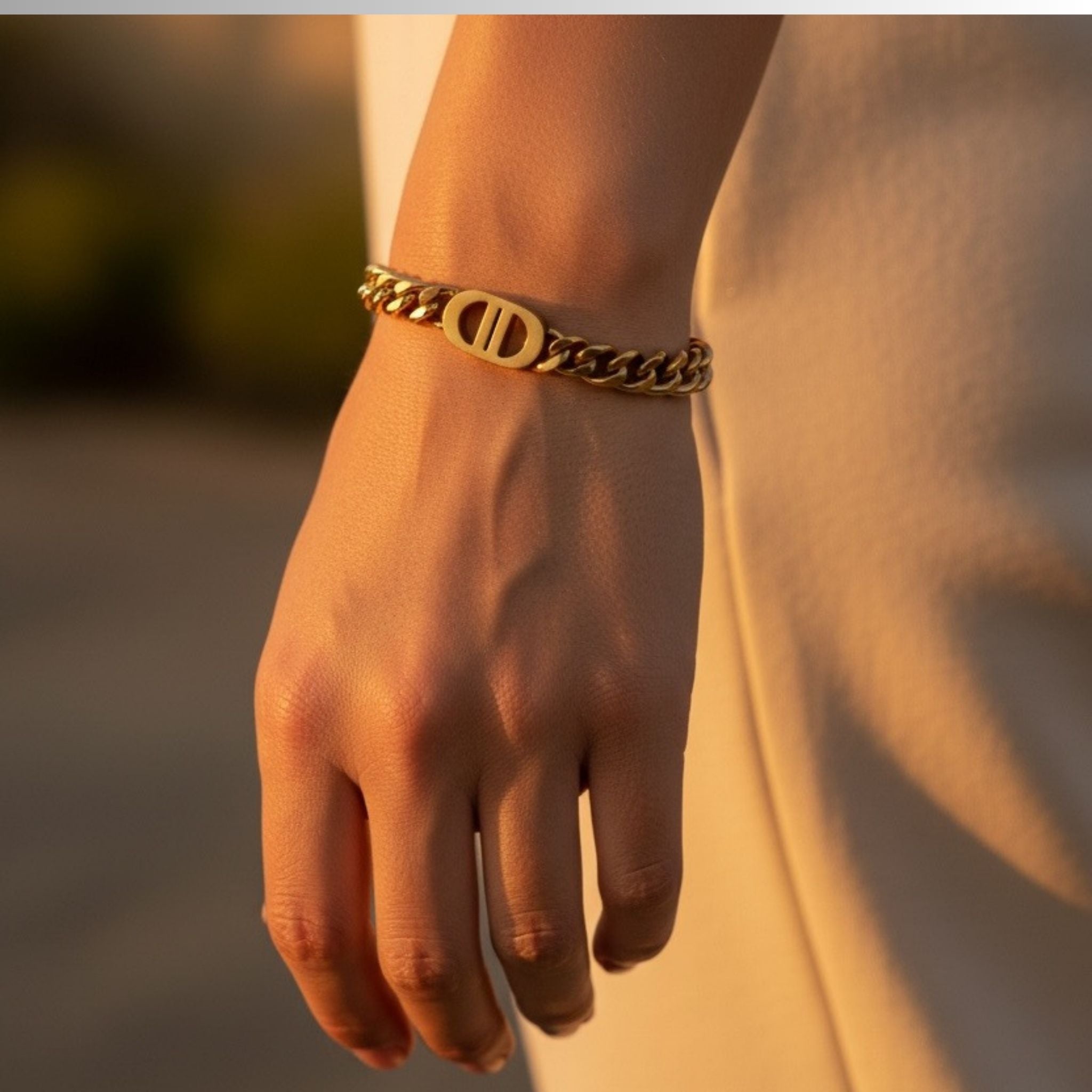 Why Is My Jewelry Turning My Skin Green? (And How to Stop It) - Aella Jewelry Co.