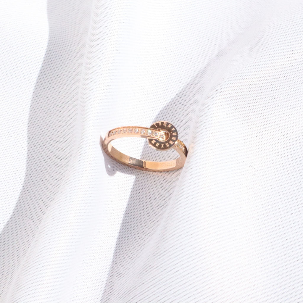 Time to Shine Ring, 18K Gold Plated Steel – Waterproof Gold Jewelry – Aella Jewelry Co.