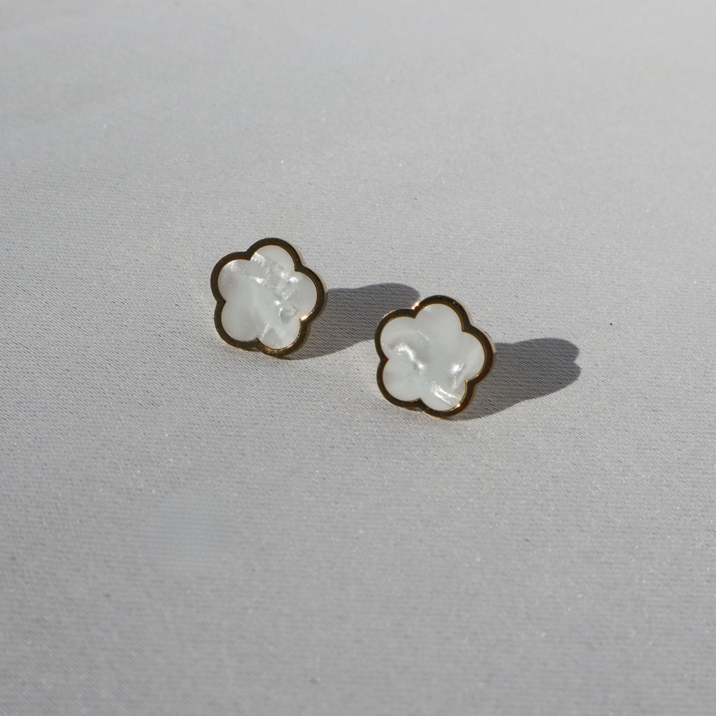 Blooming Pearl Stud Earrings, 18K Gold Plated Steel