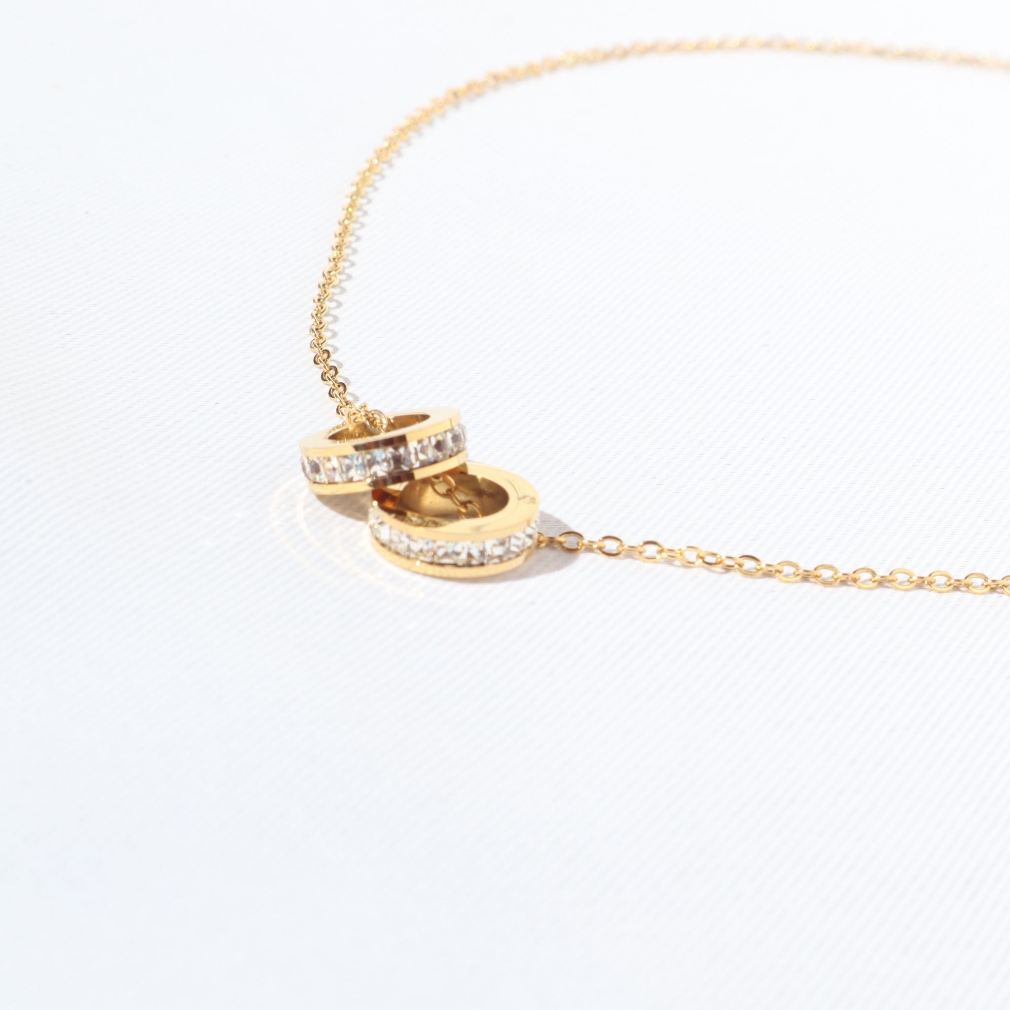 Waterproof Twin Halo Gold Necklace – 18K Gold Plated Stainless Steel, Non Tarnish Dainty Pendant