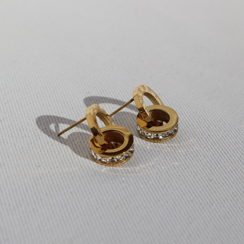 Roman Crystal Duo Hoop Earrings, 18K Gold Plated Steel – Waterproof Gold Jewelry – Aella Jewelry Co.