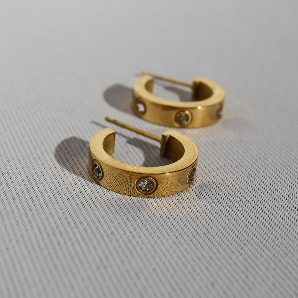 Crystal Bezel Hoop Earrings, 18K Gold Plated Steel – Waterproof Gold Jewelry – Aella Jewelry Co.