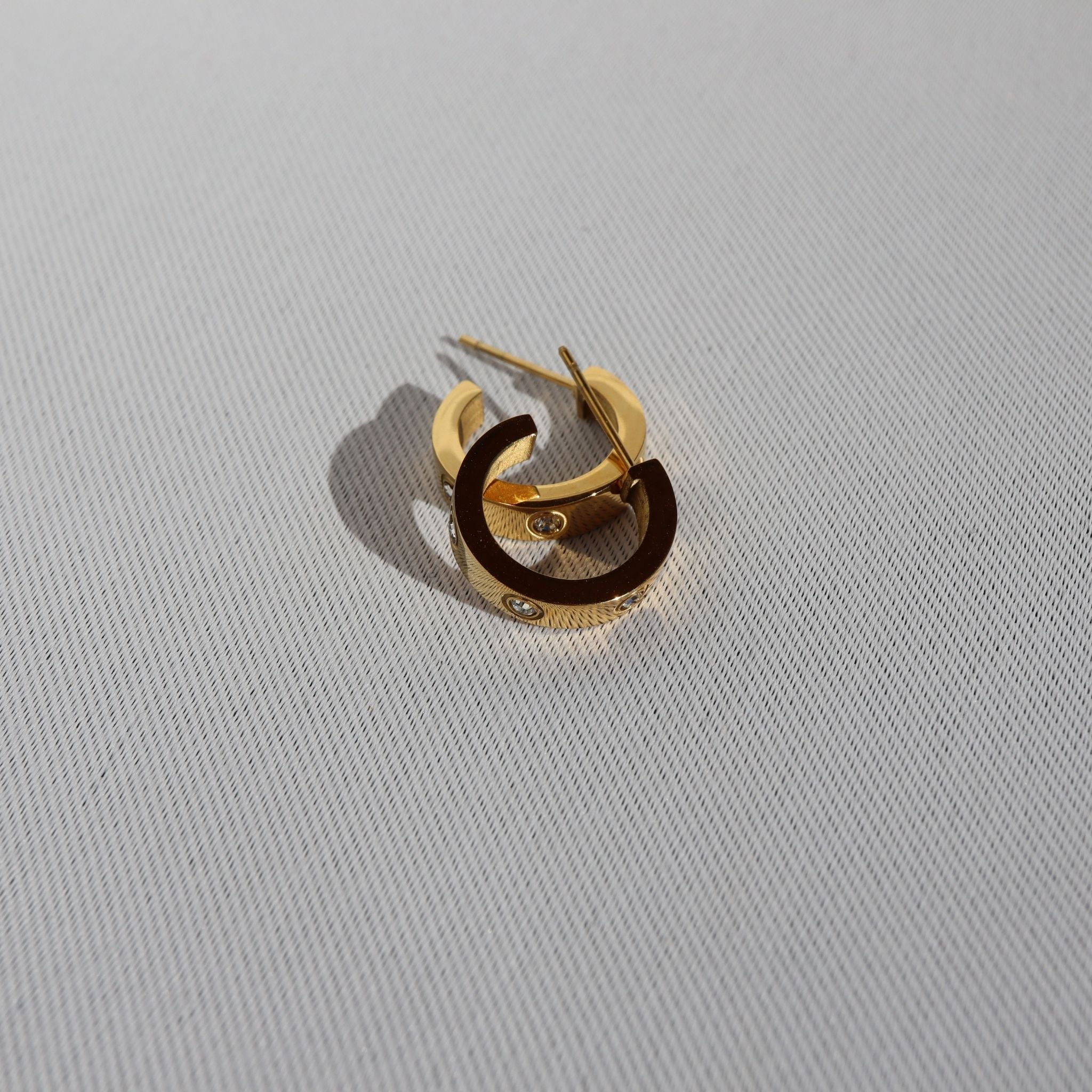 Crystal Bezel Hoop Earrings, 18K Gold Plated Steel – Waterproof Gold Jewelry – Aella Jewelry Co.