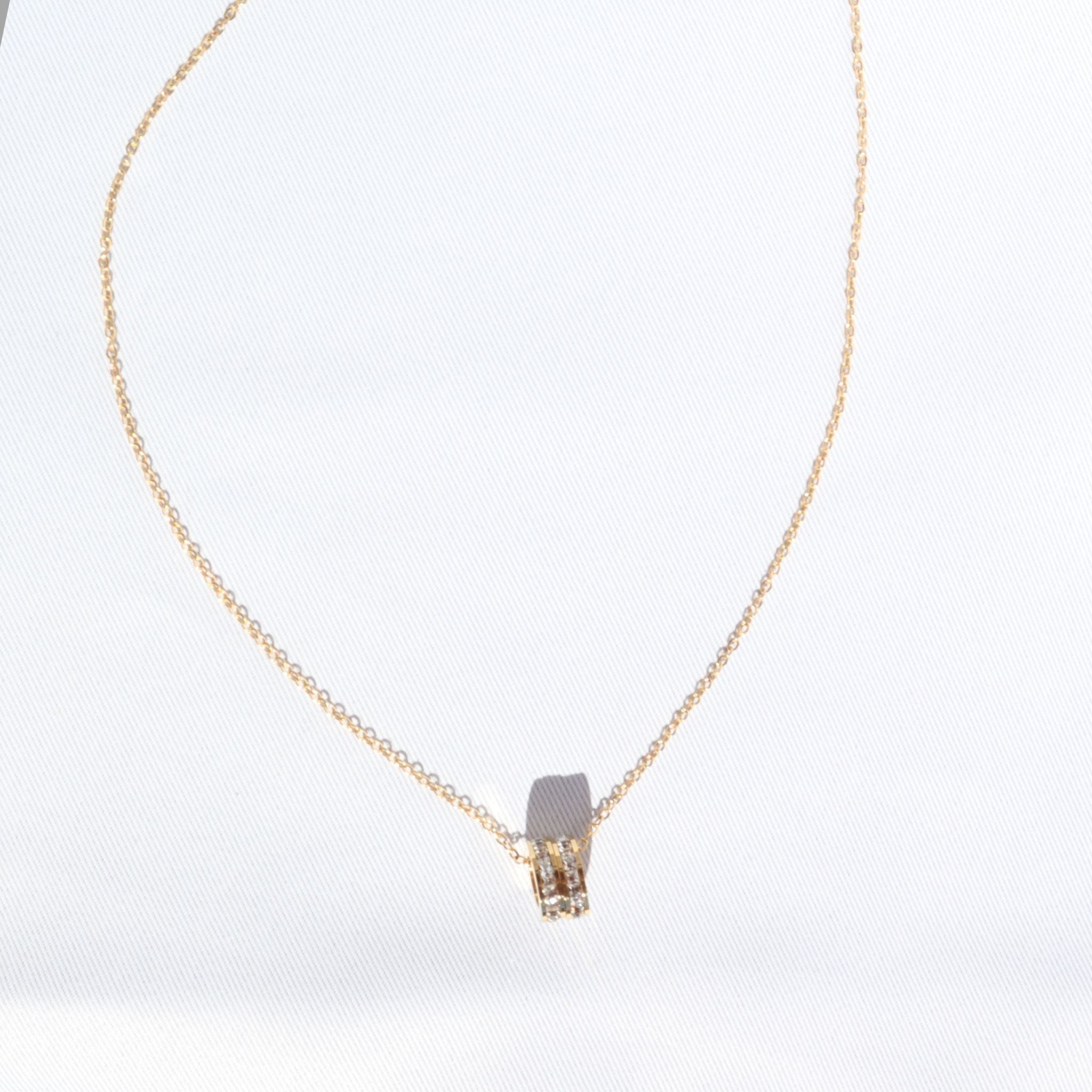 Waterproof Twin Halo Gold Necklace – 18K Gold Plated Stainless Steel, Non Tarnish Dainty Pendant