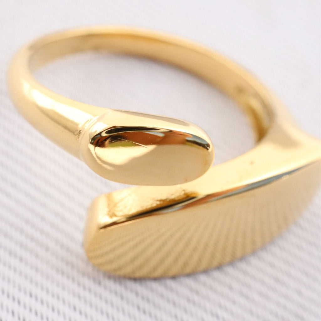 Sculpted Wrap Statement Ring - Gold, 18K Gold Plated Steel – Waterproof Gold Jewelry – Aella Jewelry Co.