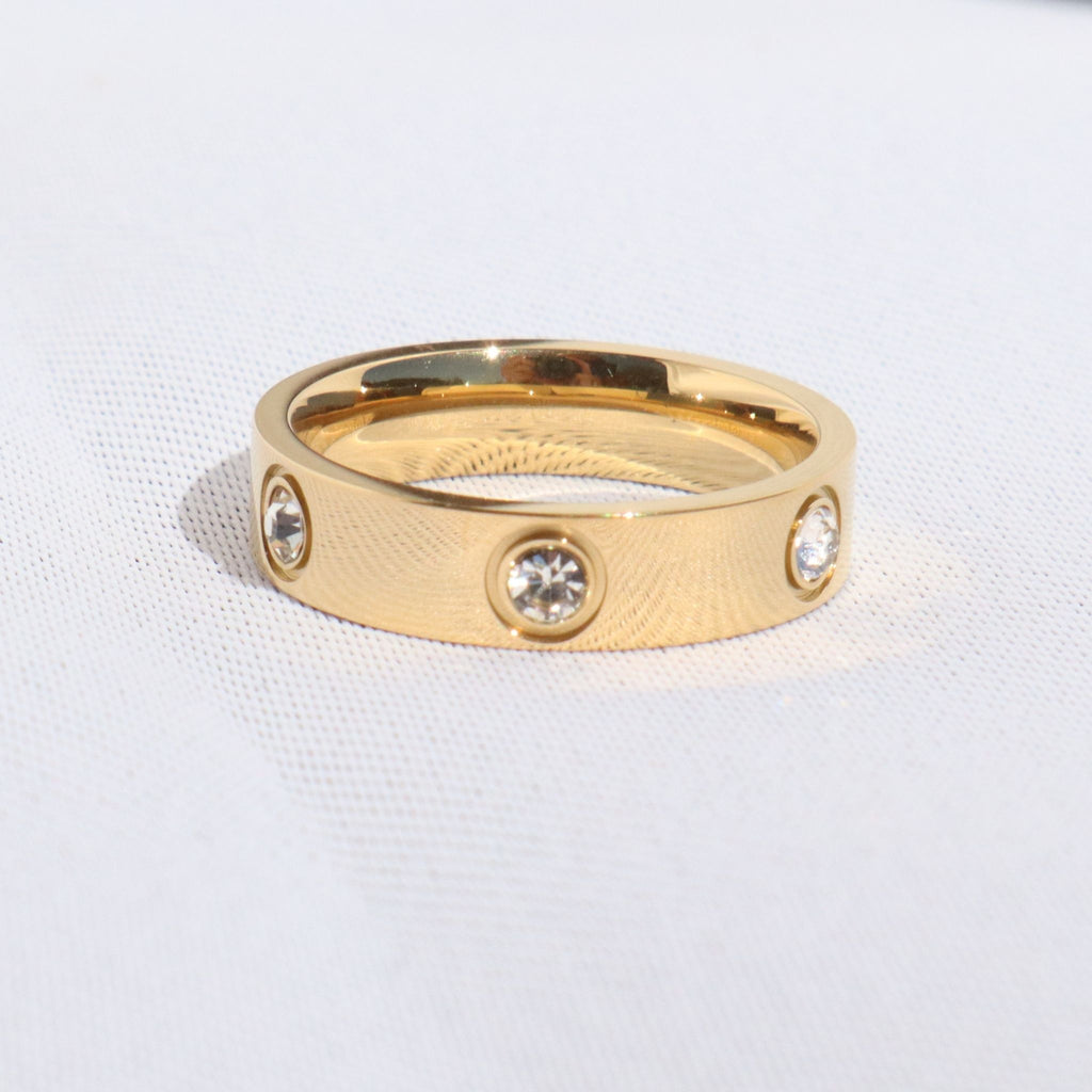 Slim CZ Stone Ring, 18K Gold Plated Steel – Waterproof Gold Jewelry – Aella Jewelry Co.