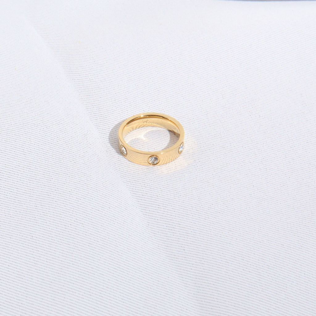 Slim CZ Stone Ring, 18K Gold Plated Steel – Waterproof Gold Jewelry – Aella Jewelry Co.