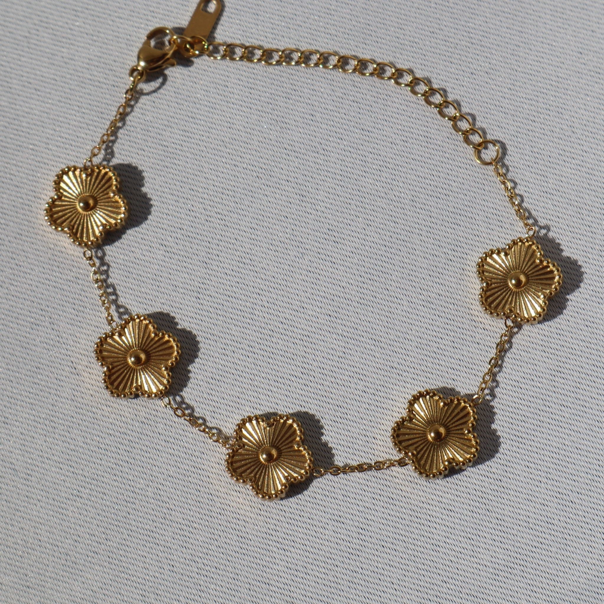 Golden Daisy Bracelet, 18K Gold Plated Steel