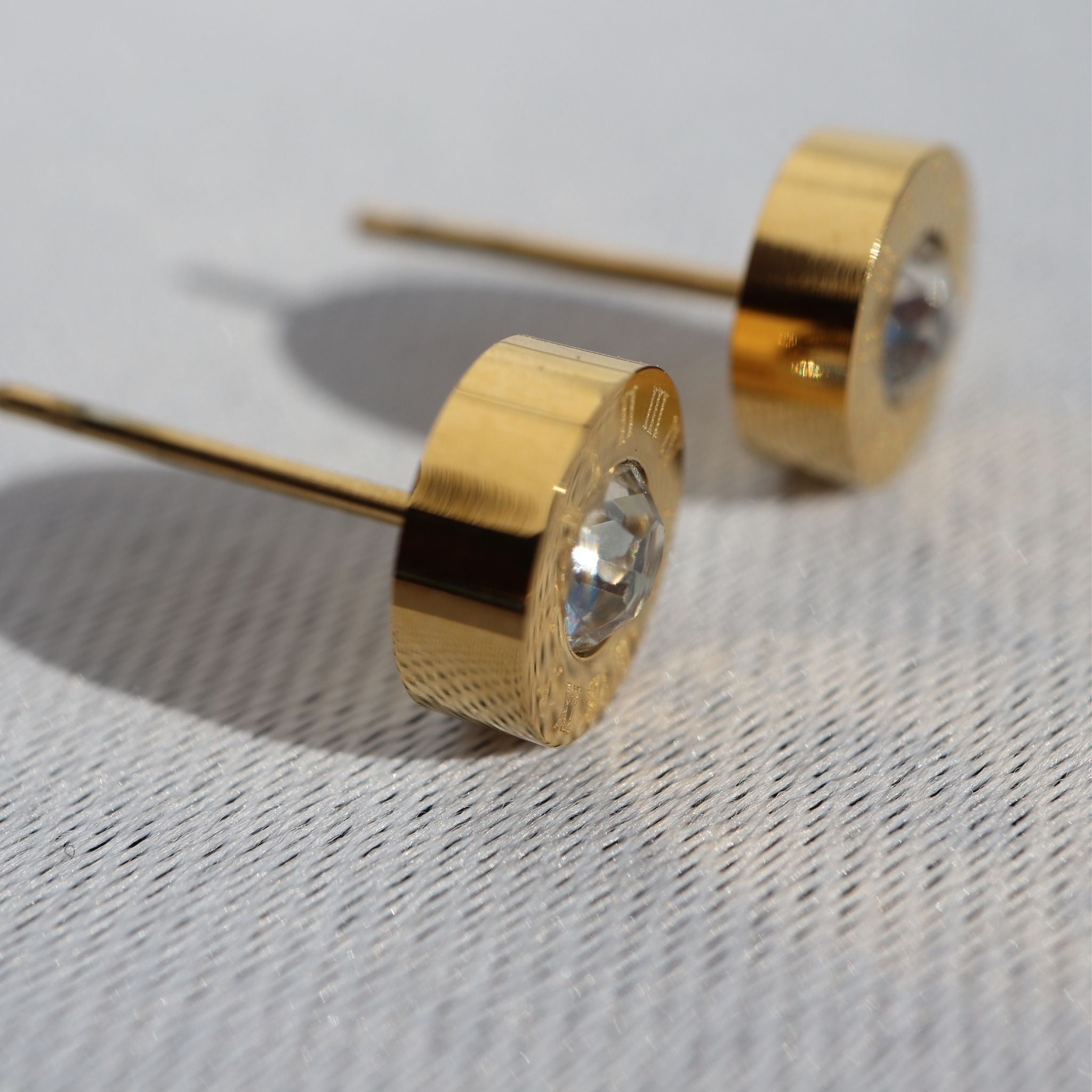 Roman Halo Crystal Stud Earrings, 18K Gold Plated Steel – Waterproof Gold Jewelry – Aella Jewelry Co.