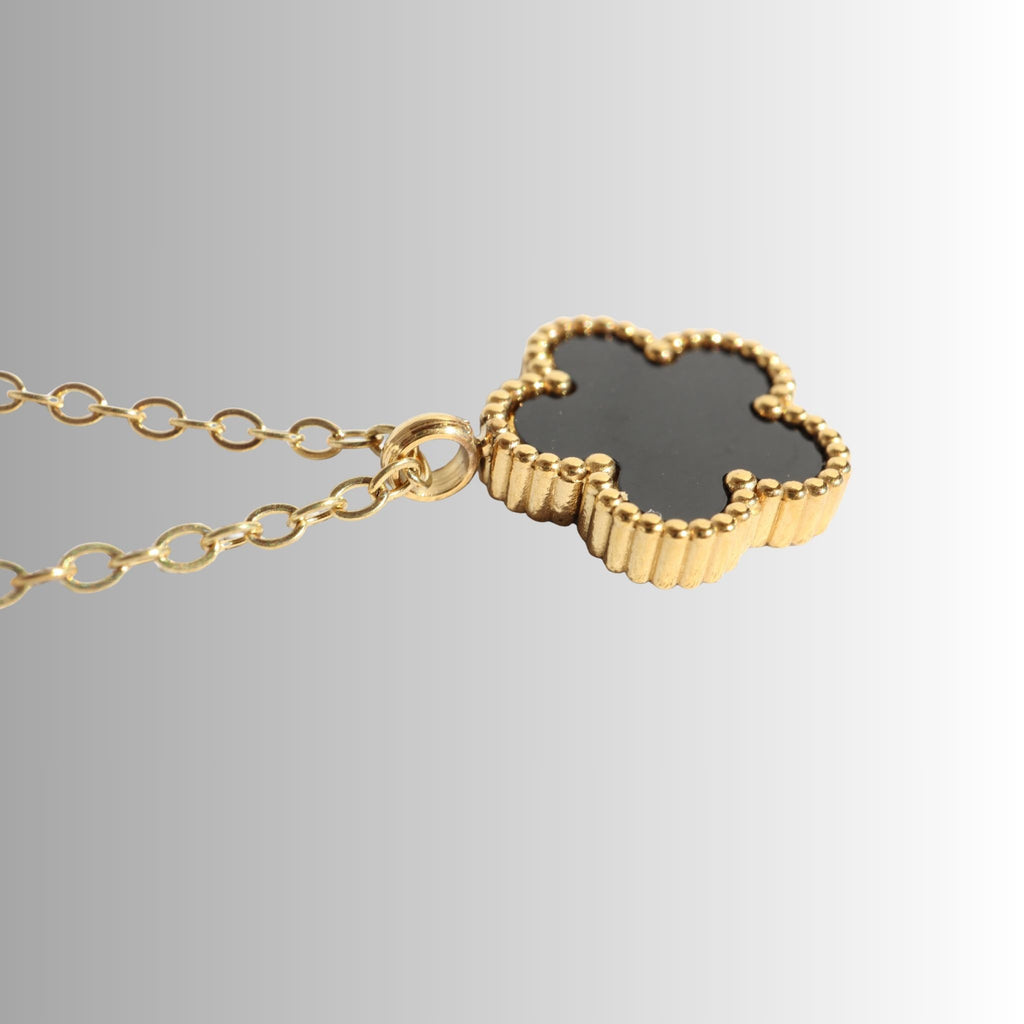 Midnight Clover Pendant Necklace – 18K Gold Plated Stainless Steel – Waterproof Gold Jewelry – Aella Jewelry Co.