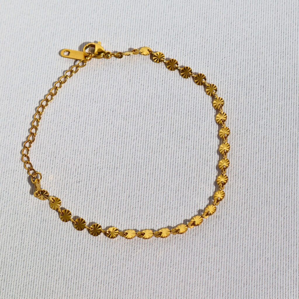 Sunburst Disc Link Bracelet – 18K Gold Plated Stainless Steel – Waterproof Gold Jewelry – Aella Jewelry Co.