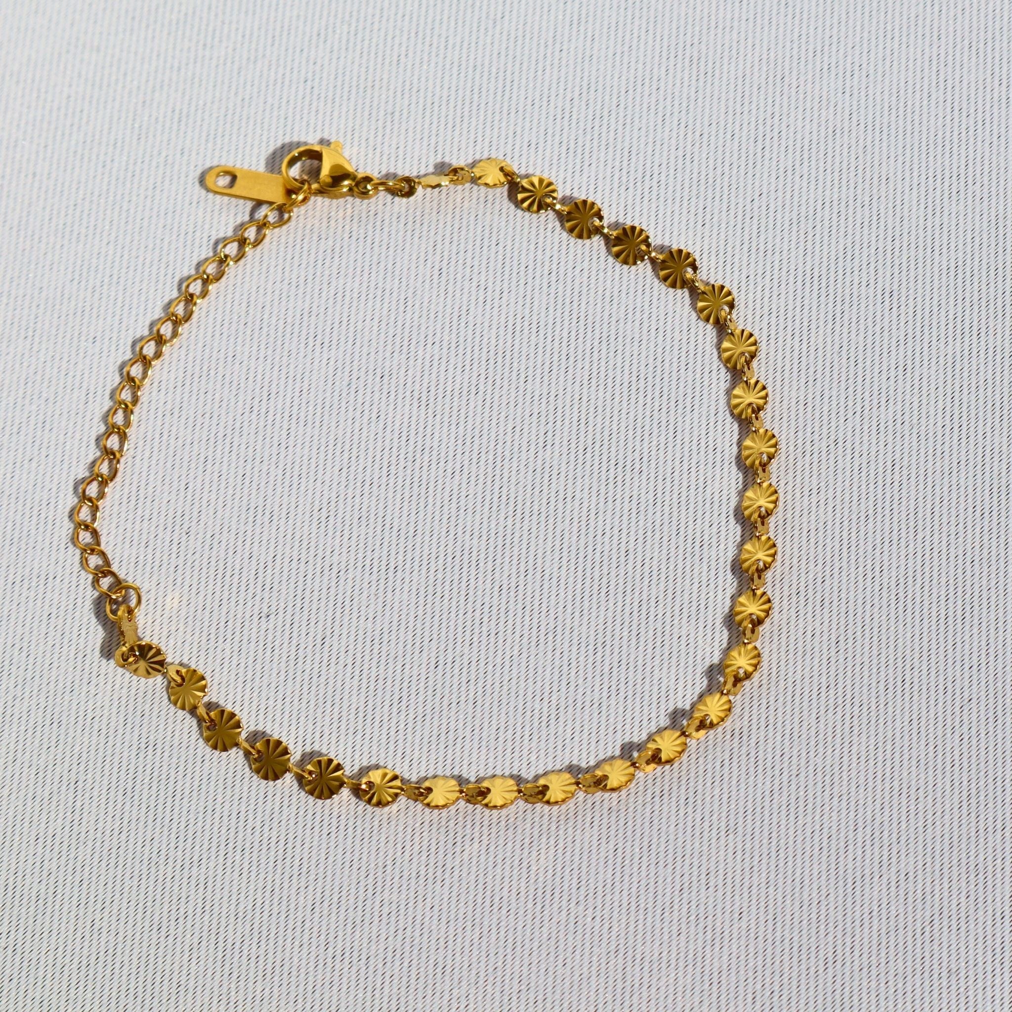 Sunburst Disc Link Bracelet – 18K Gold Plated Stainless Steel