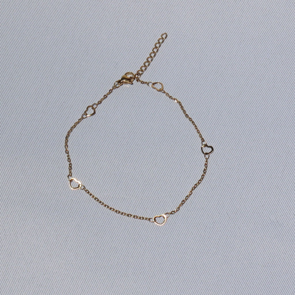 Dainty Heart Anklet – Waterproof 18K Gold PVD Stainless Steel Anklet