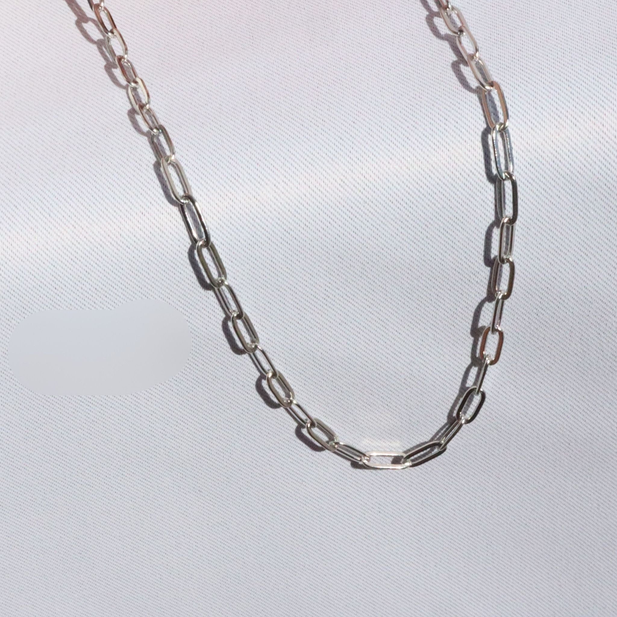 Paperclip Chain Necklace – Stainless Steel (Waterproof & Hypoallergenic)