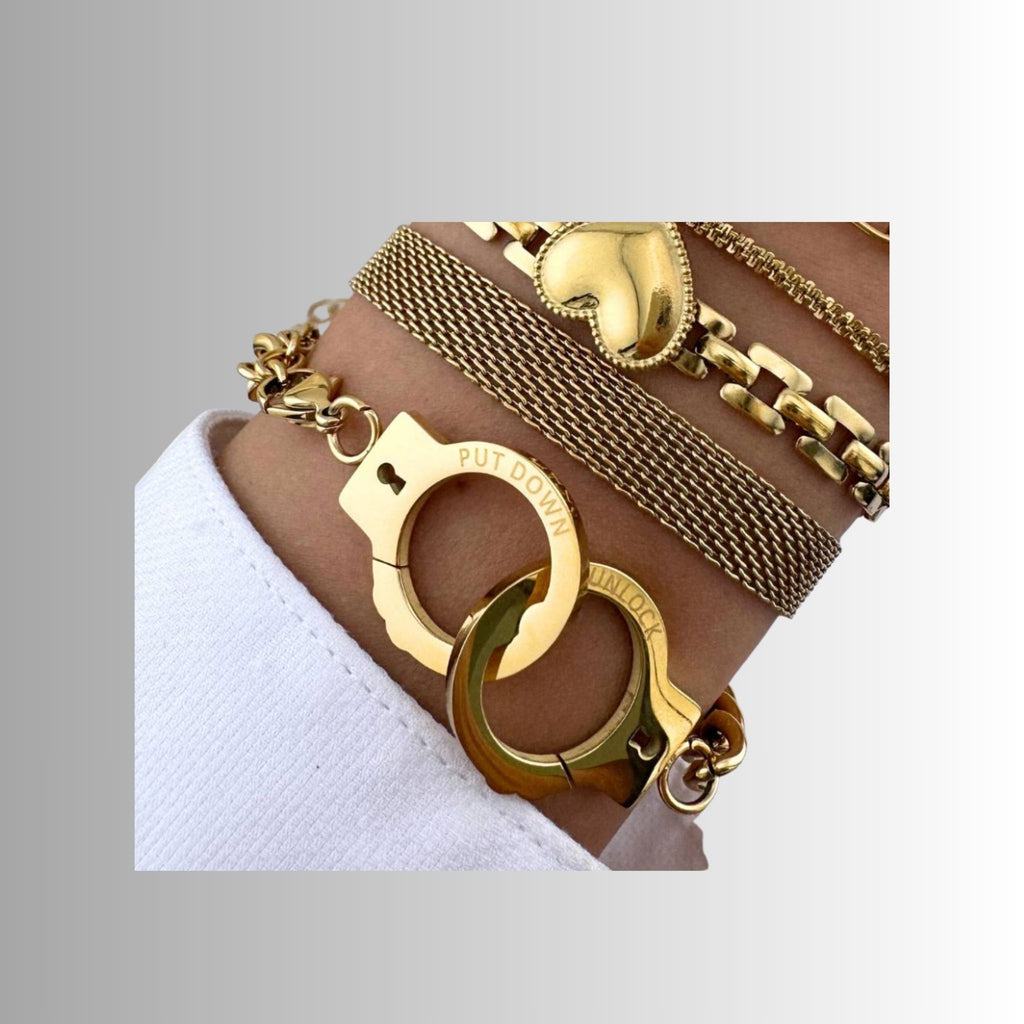 Lock & Key Handcuff Chain Bracelet – 18K Gold Plated Stainless Steel – Waterproof Gold Jewelry – Aella Jewelry Co.
