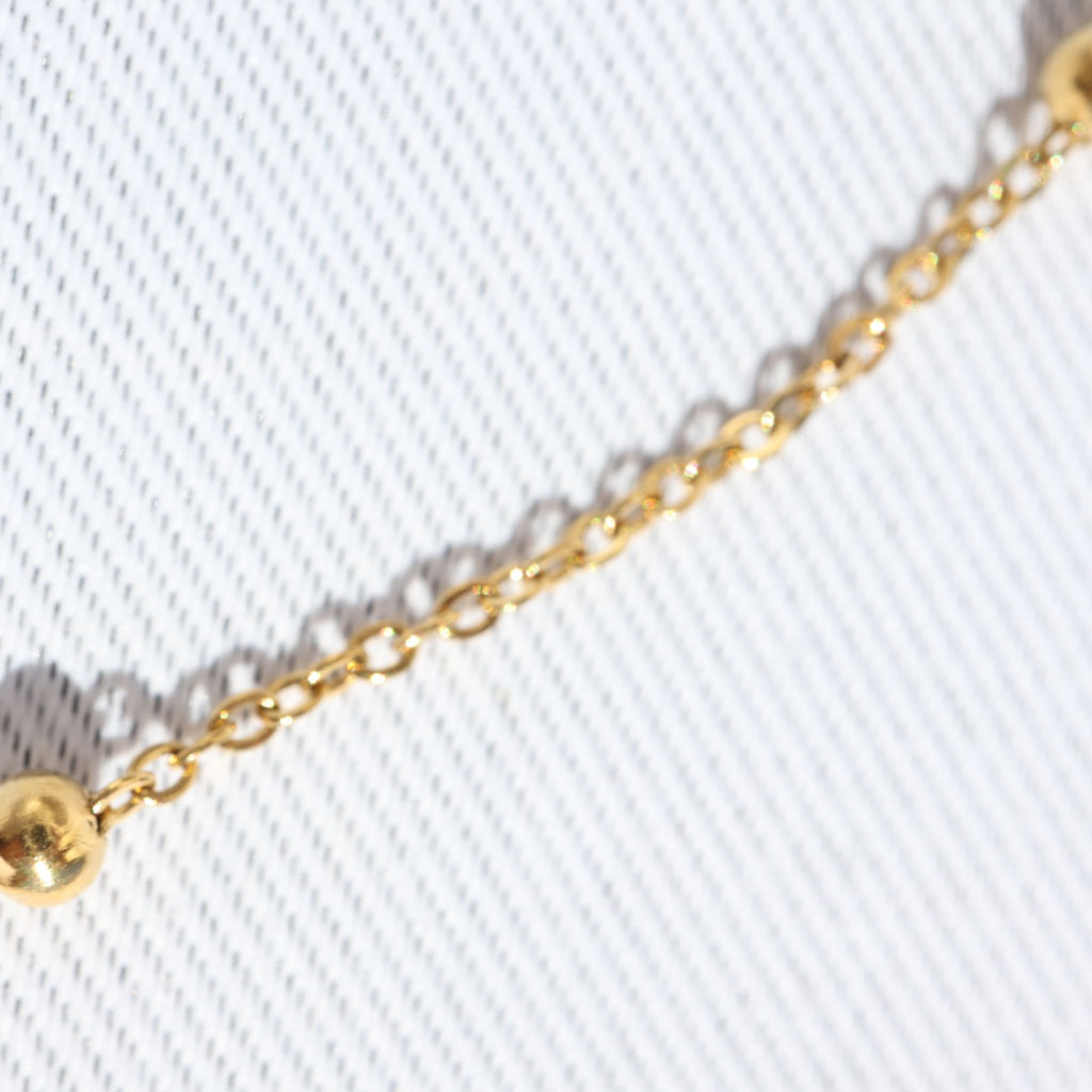Dainty Satellite Bead Necklace – 18K Gold Plated Stainless Steel – Waterproof Gold Jewelry – Aella Jewelry Co.