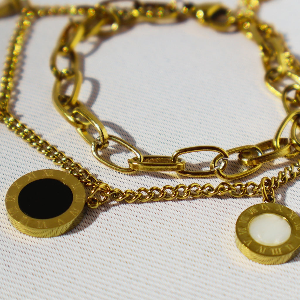Roma Disc Charm Layered Bracelet – 18K Gold Plated Stainless Steel – Waterproof Gold Jewelry – Aella Jewelry Co.