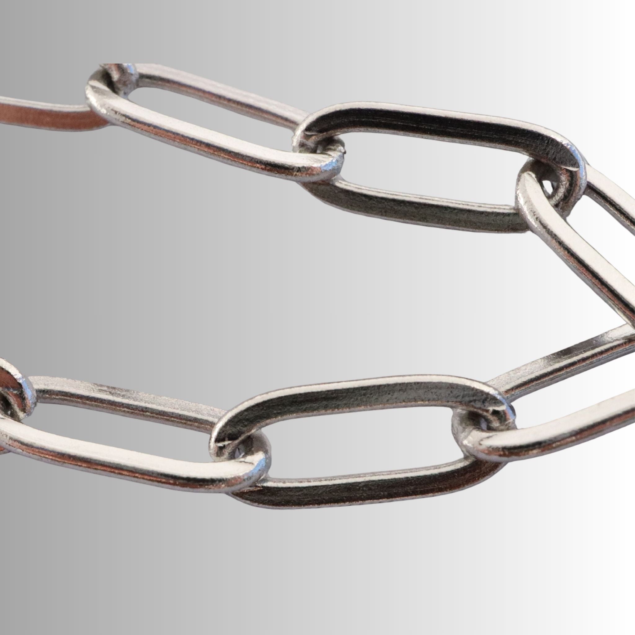 Paperclip Chain Necklace – Stainless Steel (Waterproof & Hypoallergenic)