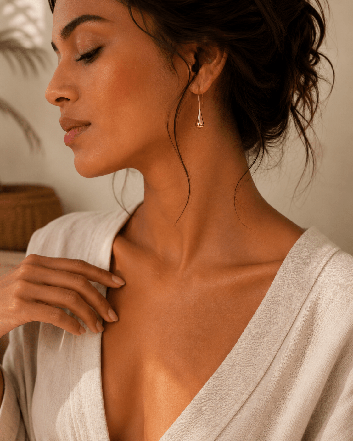 Golden Drift Drop Earrings | 18K Gold Waterproof – Waterproof Gold Jewelry – Aella Jewelry Co.
